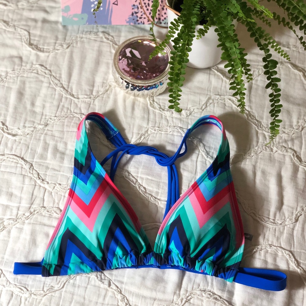 Aerie chevron striped bikini top